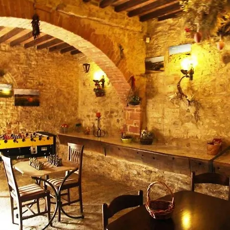 San Gimignanello Sleeps 35 Pool Wifi Villa